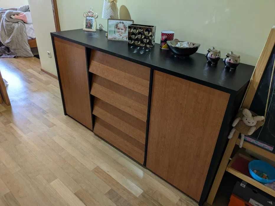 Aparador comprado na JOM em muito bom estado