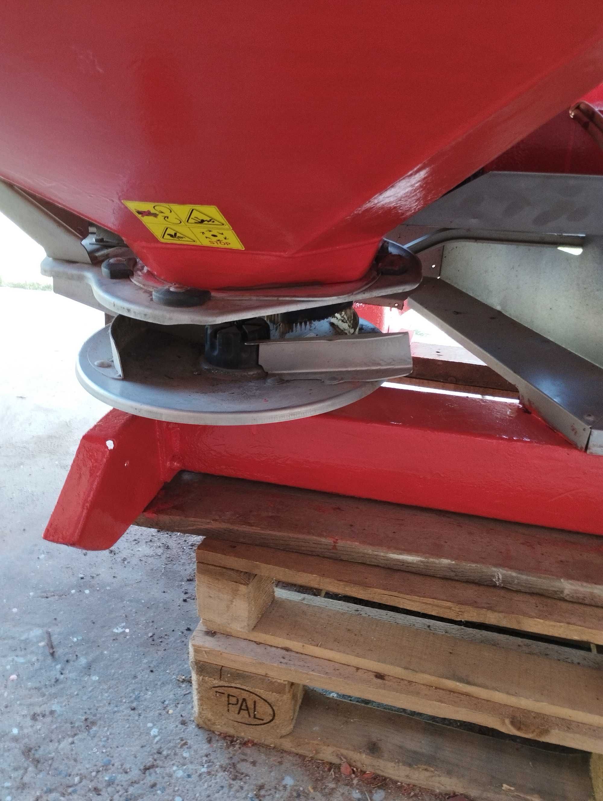 Rozsiewacz Rauch AXIS 30.1 (nie  kuhn , amazone , vicon )