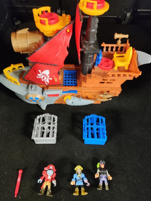 Statek, krokodyl i rekin zestaw zabawek Fisher-Price