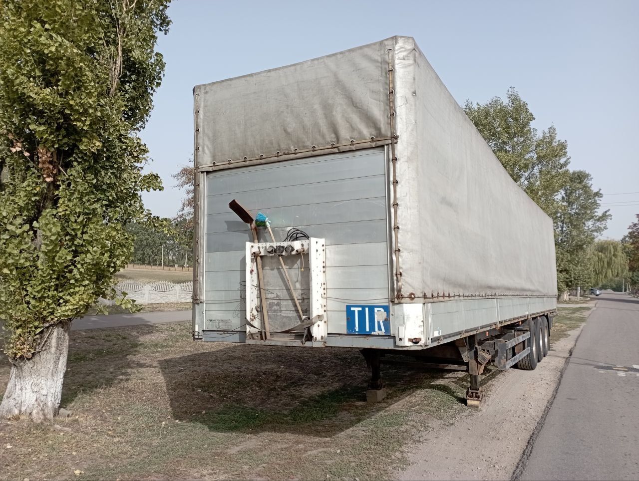Тент для полуприцепа