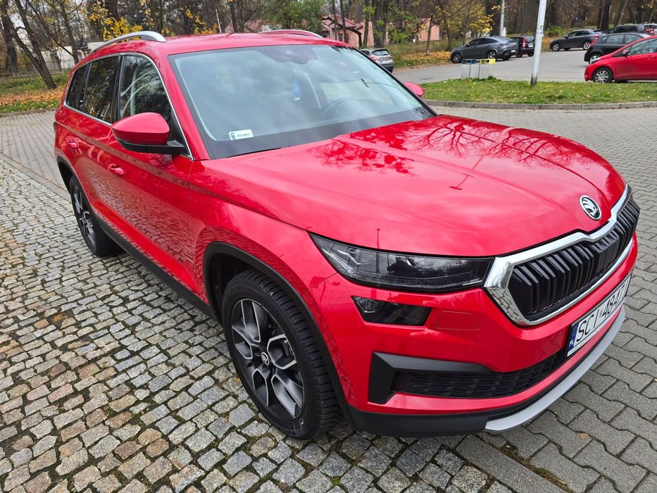 Skoda Kodiaq Skoda Kodiaq w pięknym Czerwonym kolorze,dobrze doposażona