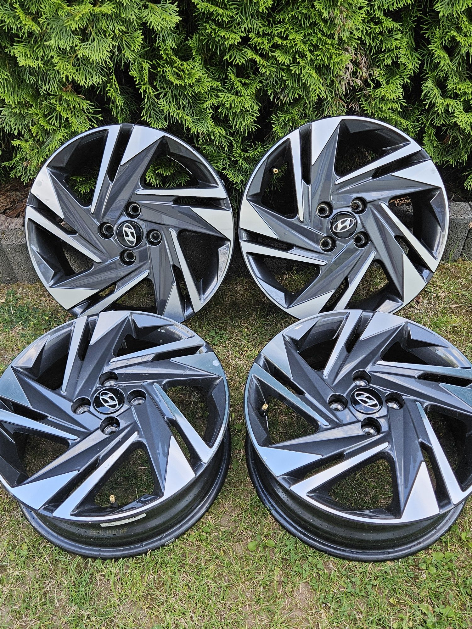 Alufelgi 16" Hyundai Bayon i20 4x100 stan idealny
