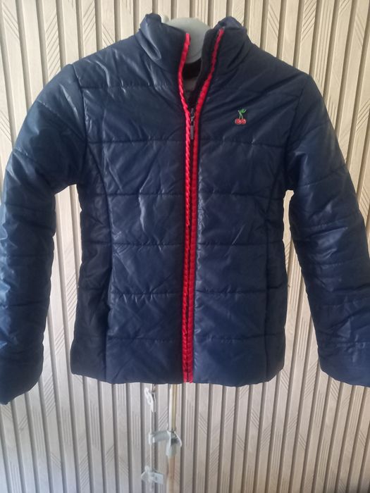 Безкоштовно! Віддам речі для дівчинки на ріст 140-150 см