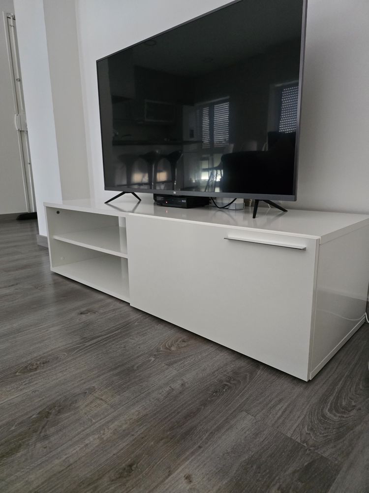 -Movel TV Branco