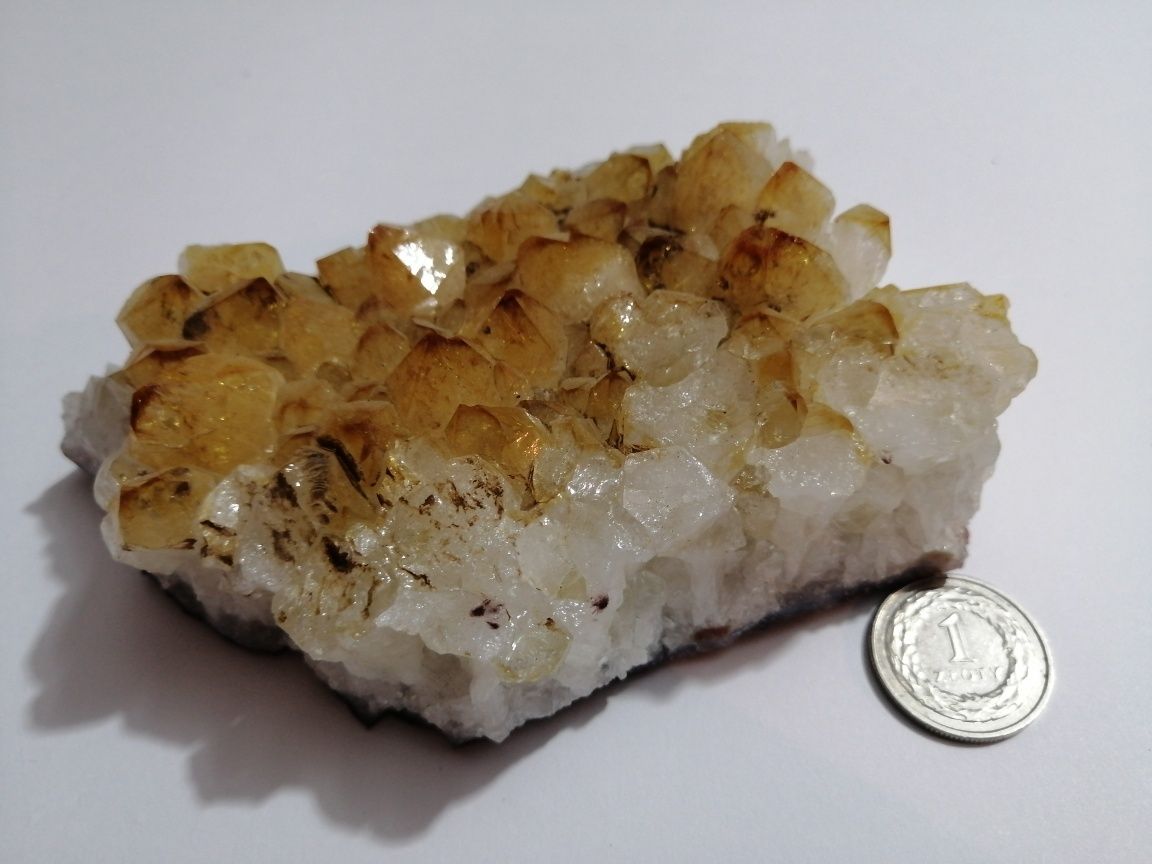 Naturalny kamień Cytryn w formie krystalicznych brył szczotek nr 9