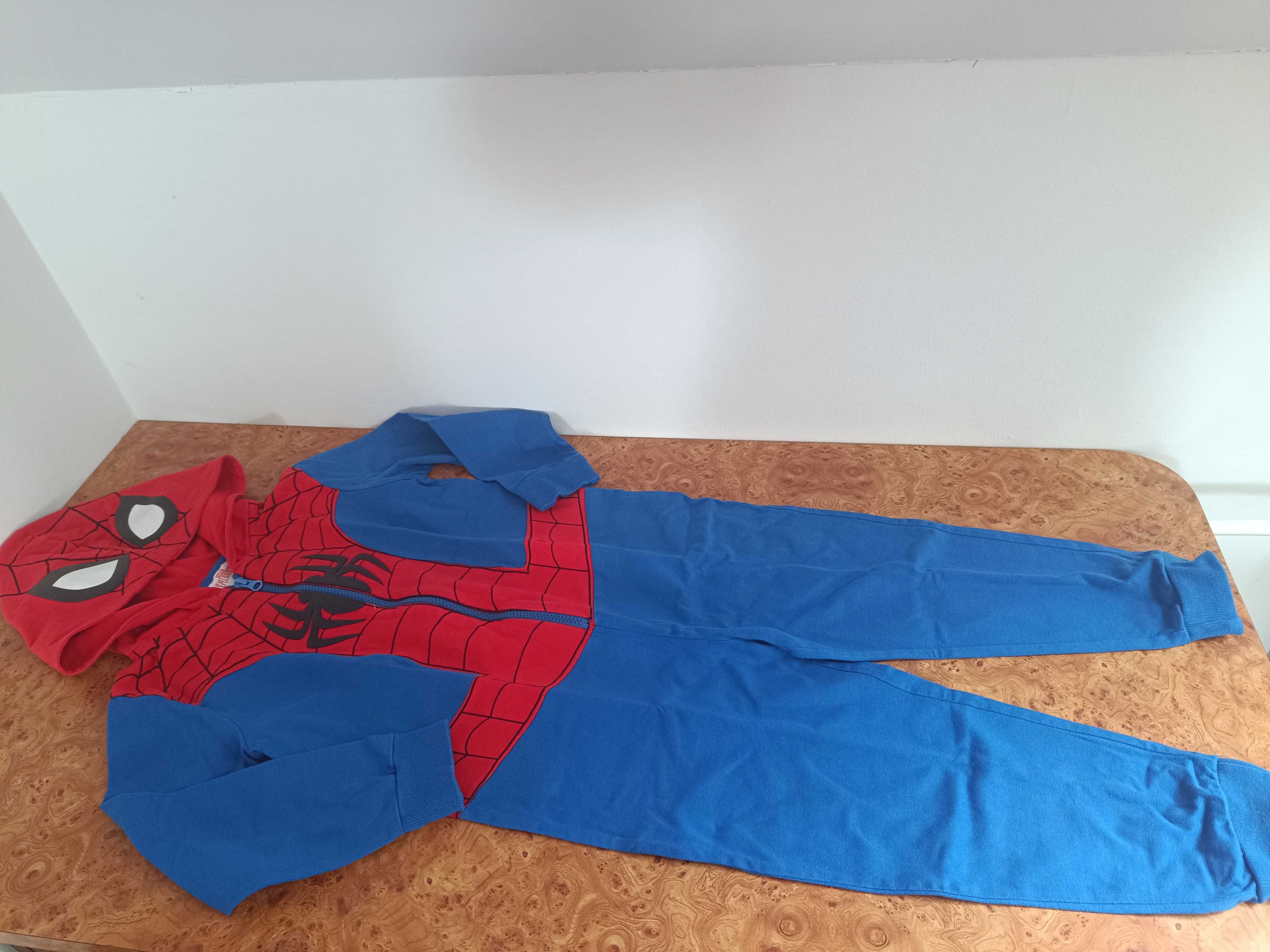 Piżama/ kostium Spiderman 116-122 cm