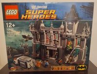Конструктор LEGO DC Super Heroes 10937 Побег из клиники Аркхэм