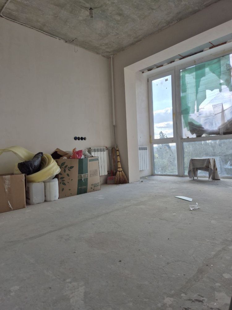3 кімната квартира, без меблів, Барабашова 40,
