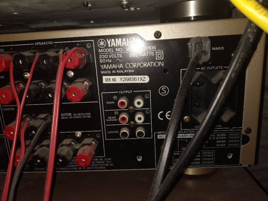 Amplificador Yamaha RX-V620 RDS