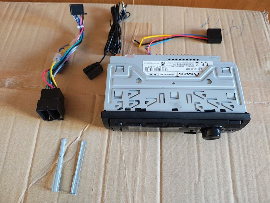 Radio Pioneer MVH-330DAB Bluetooth DAB USB Mic