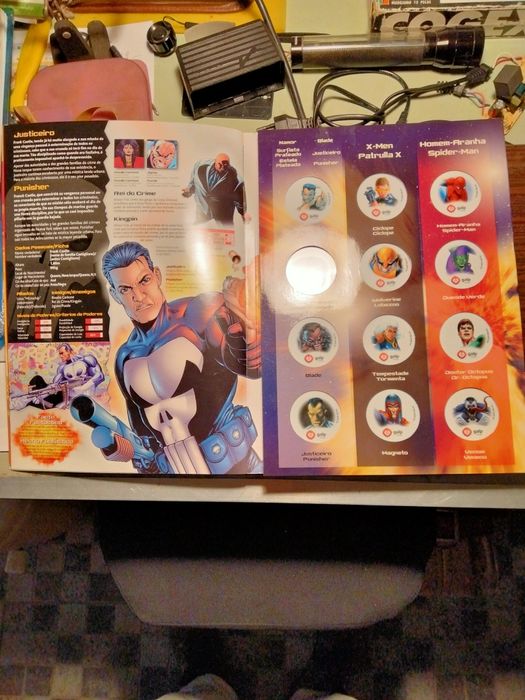 Caderneta, Marvel Heroes