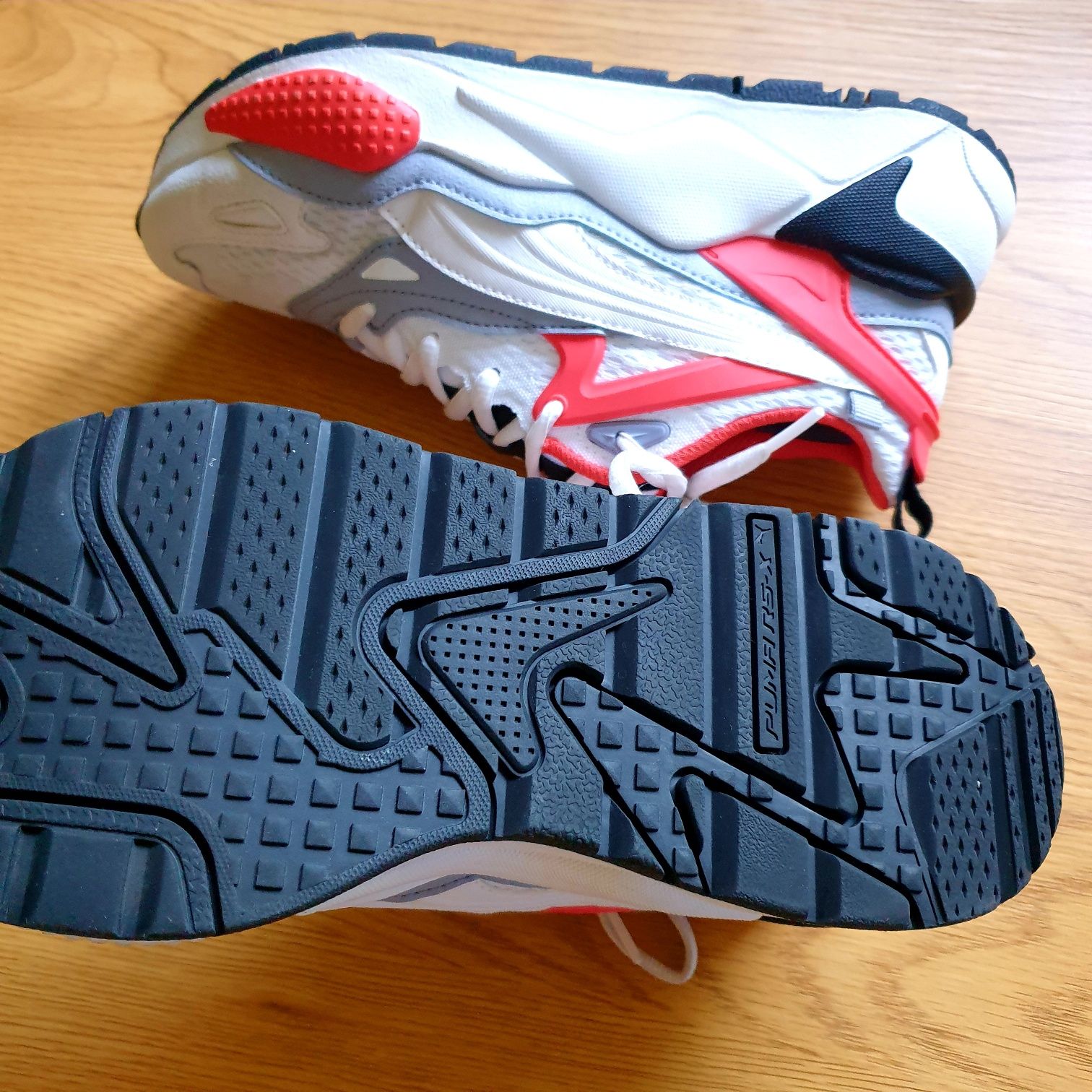 Puma оригінал жіночі кросівки trinity cassia pwr