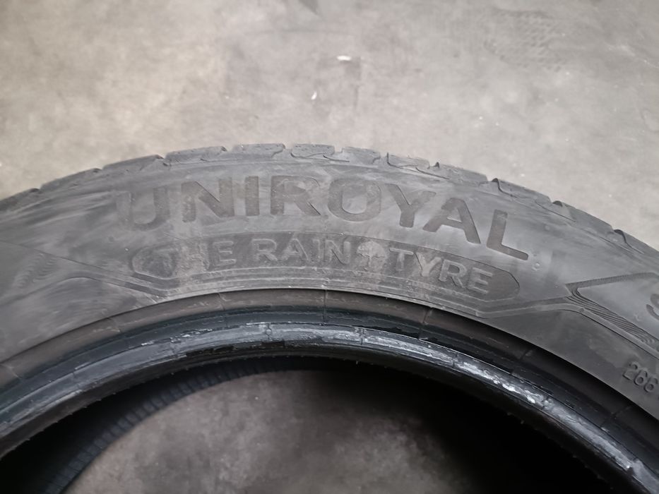 24r, Opony letnie Uniroyal RainSport 5 215/55R17 94Y