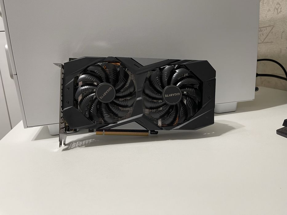 Відеокарта Gigabyte GTX 1660 Super 6Gb GDDR6 (Супер стан)