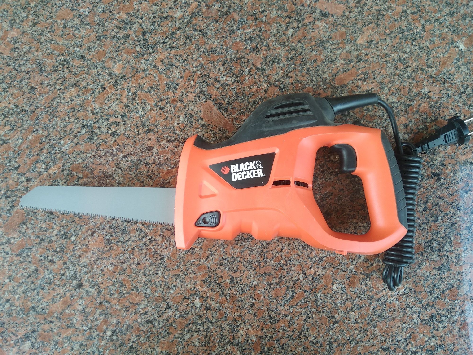 Пила електрична Black+Decker KS880EC