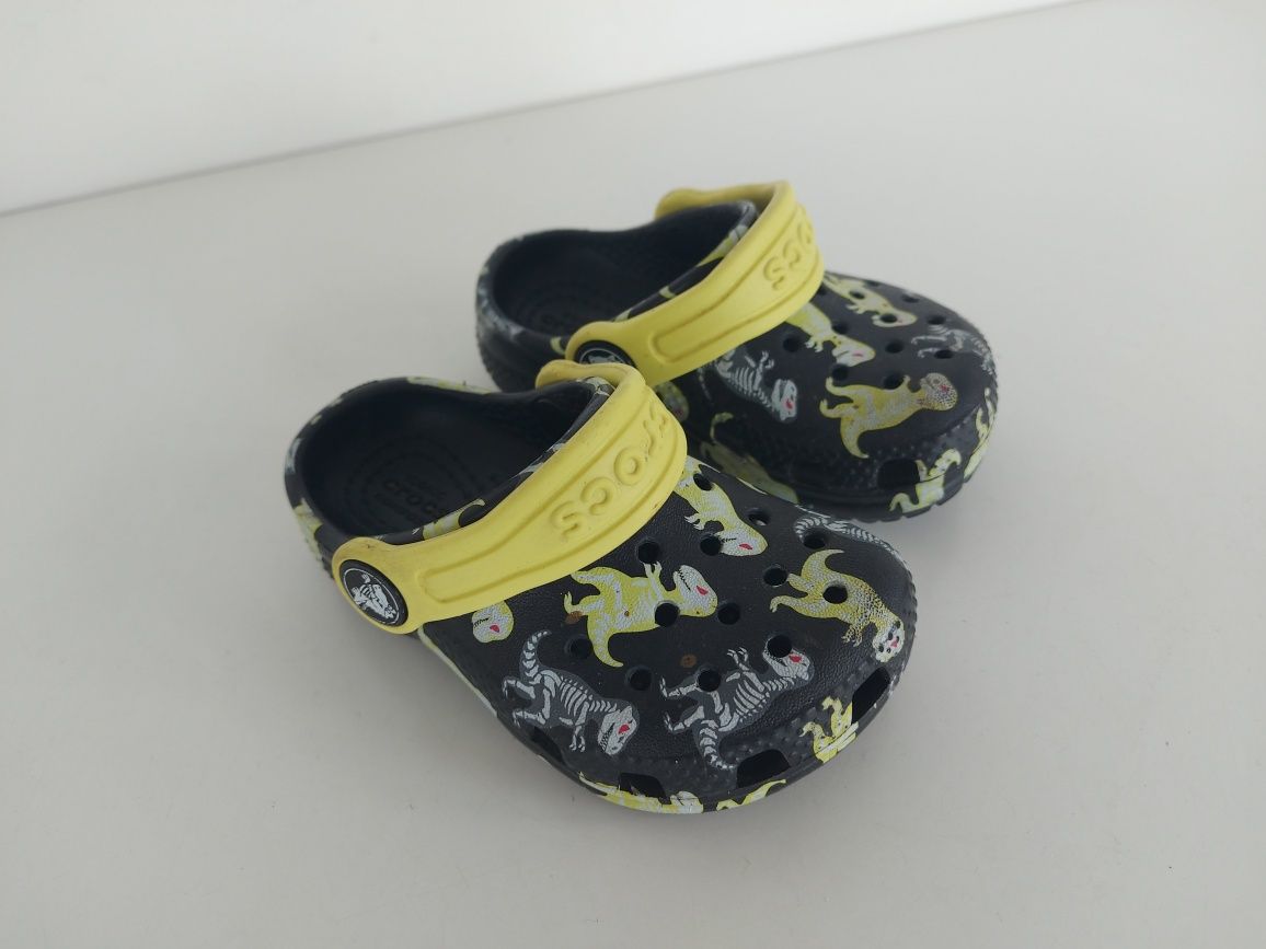 Buty dziecięce sandały Crocs w rozmiarze 20-21