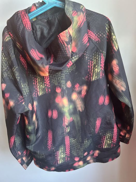 Kurtka przeciw wiatru , deszczu