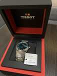 Годинник Tissot.