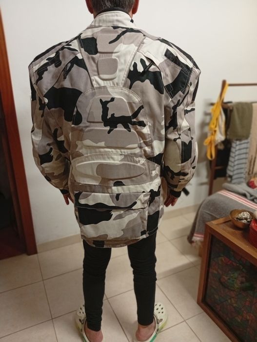 Vendo blusão motar