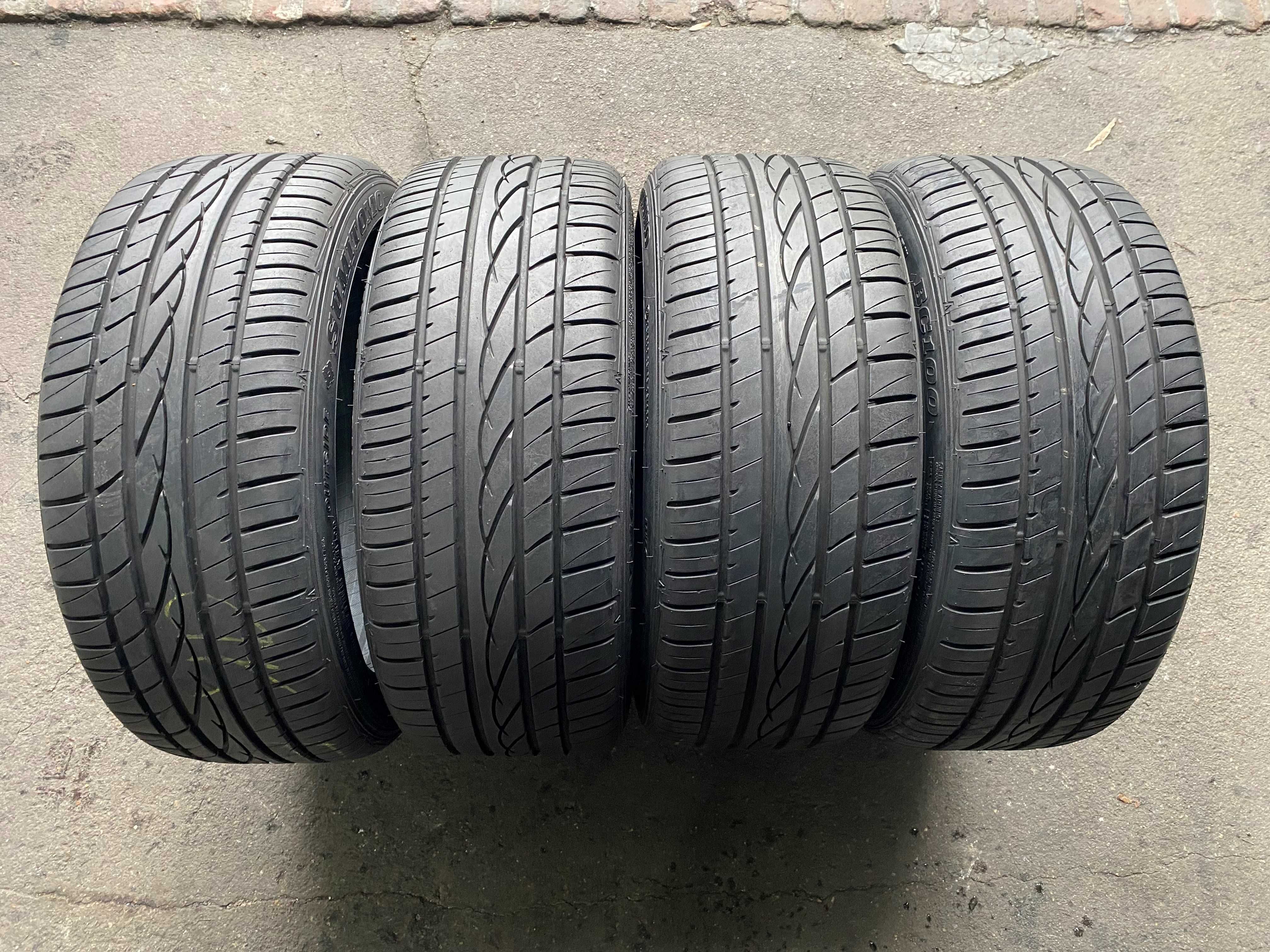 Komplet opon Sumitomo 215/40 R17