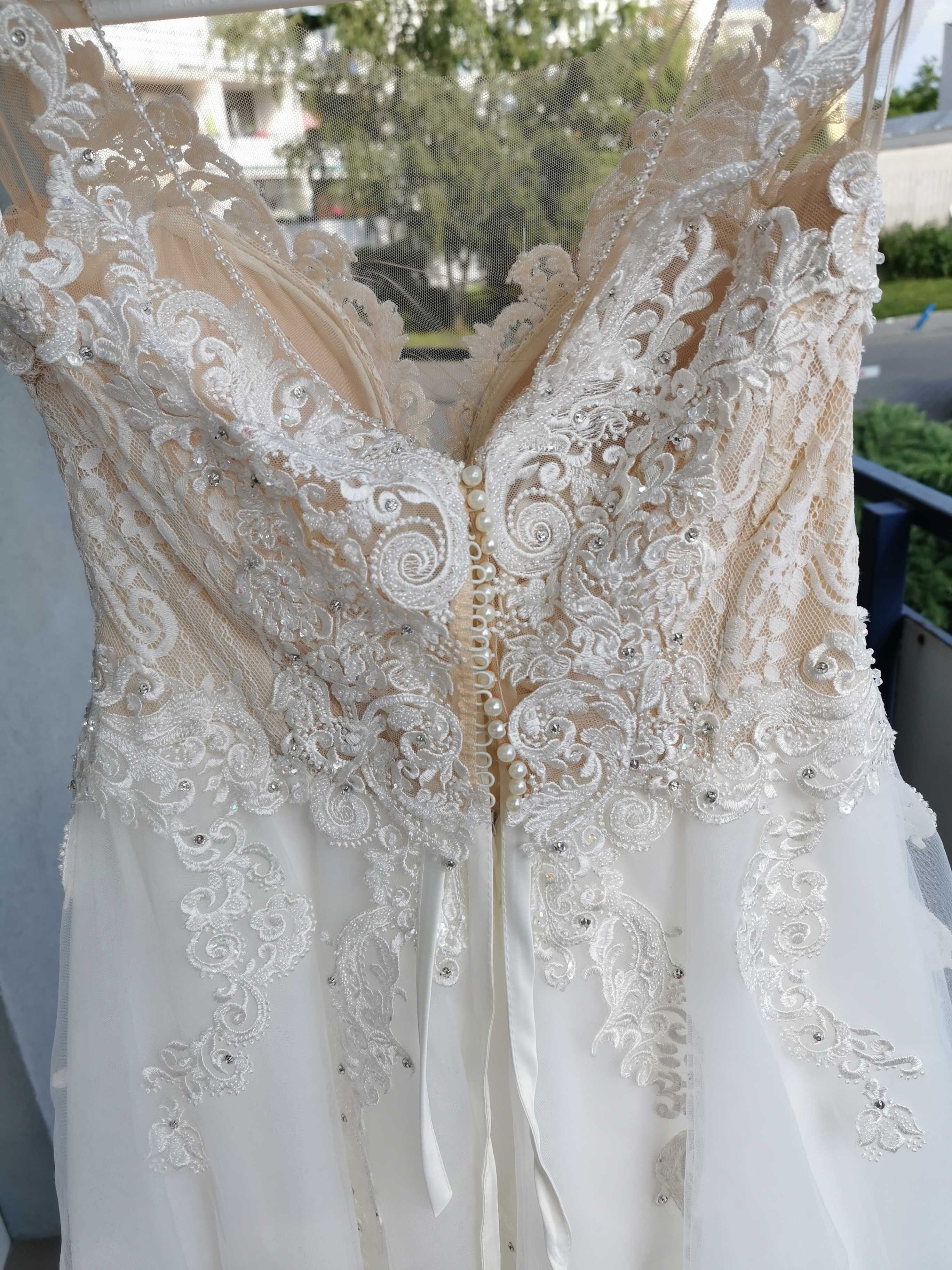 Wyjątkowa suknia ślubna