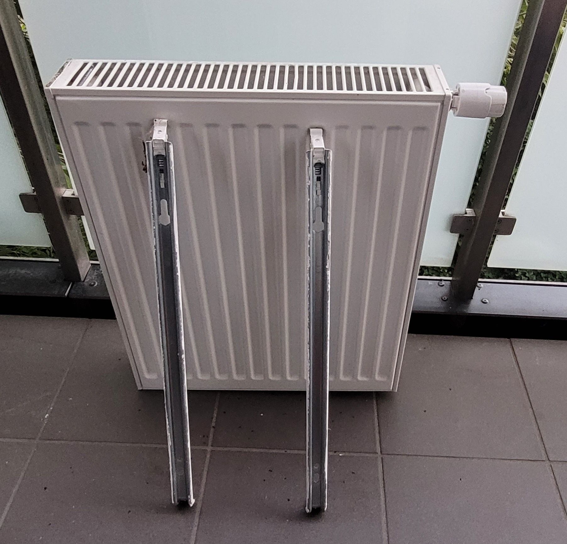 Grzejnik 50x60 z termostatem