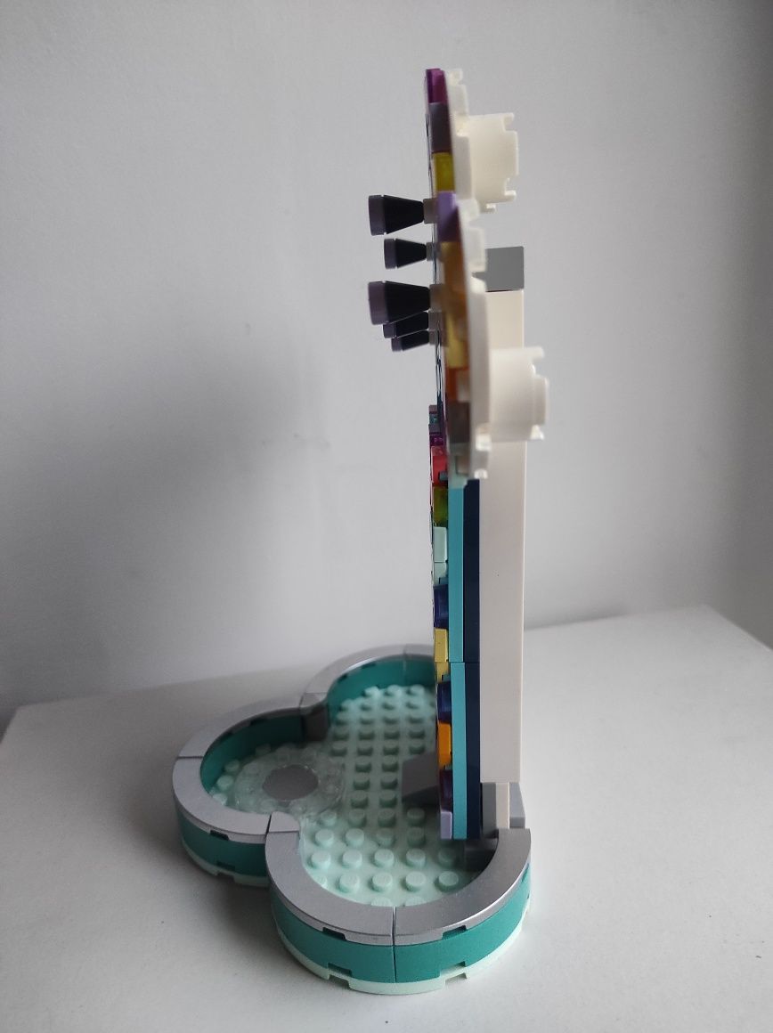 LEGO Dots tęczowy stojak na biżuterię