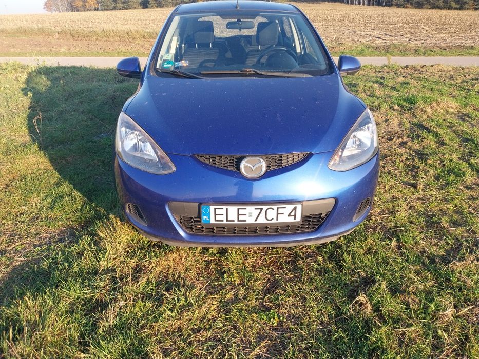 Sprzedam Mazdę 2