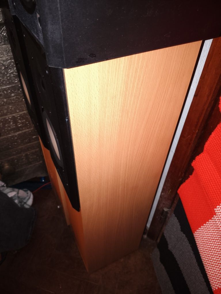 Aparelhagem compostab de amplificador gira discos runner e colunas