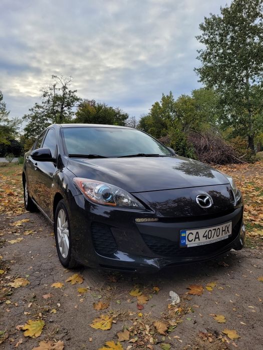 Mazda 3  2013 рік