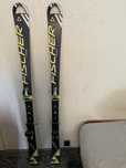 Narty Fischer RC4 SC 155cm, buty Atomic HawX R100, gogle Giro, kask