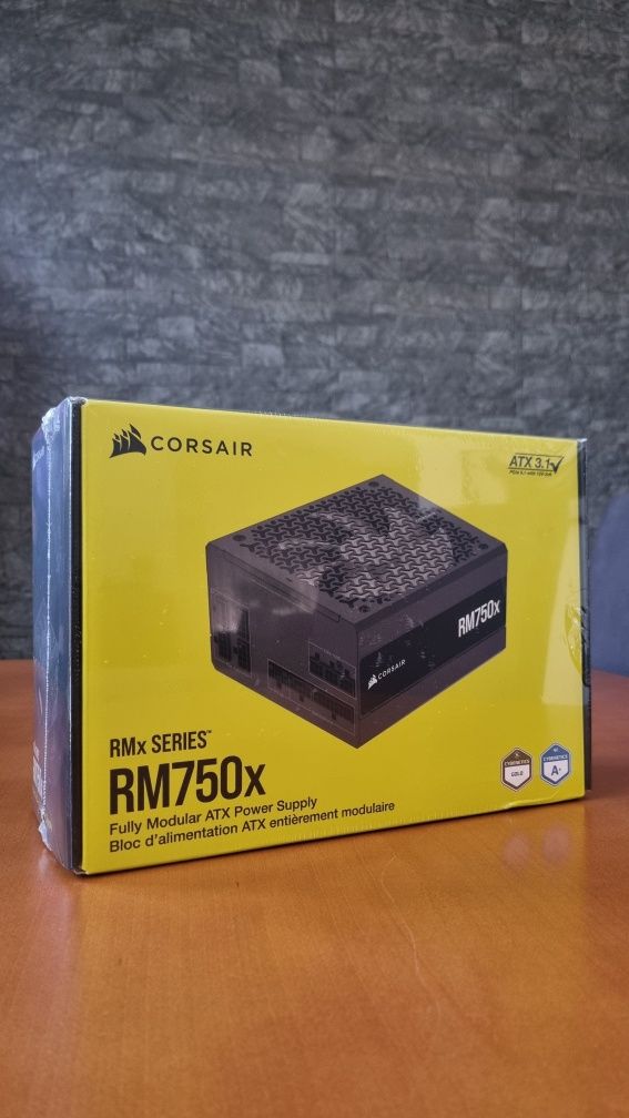 Corsair RM750x Power Supply