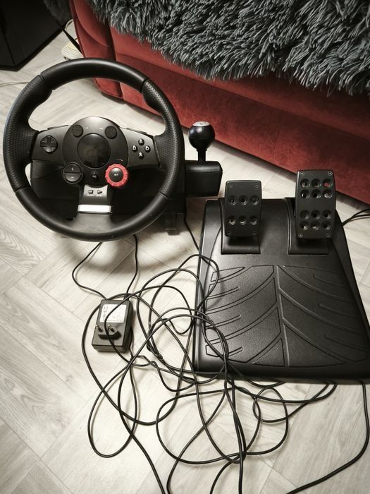 Игровий руль Logitech Driving Force GT 900°