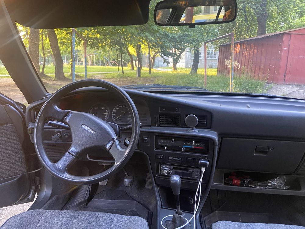 Toyota carina 2 xl