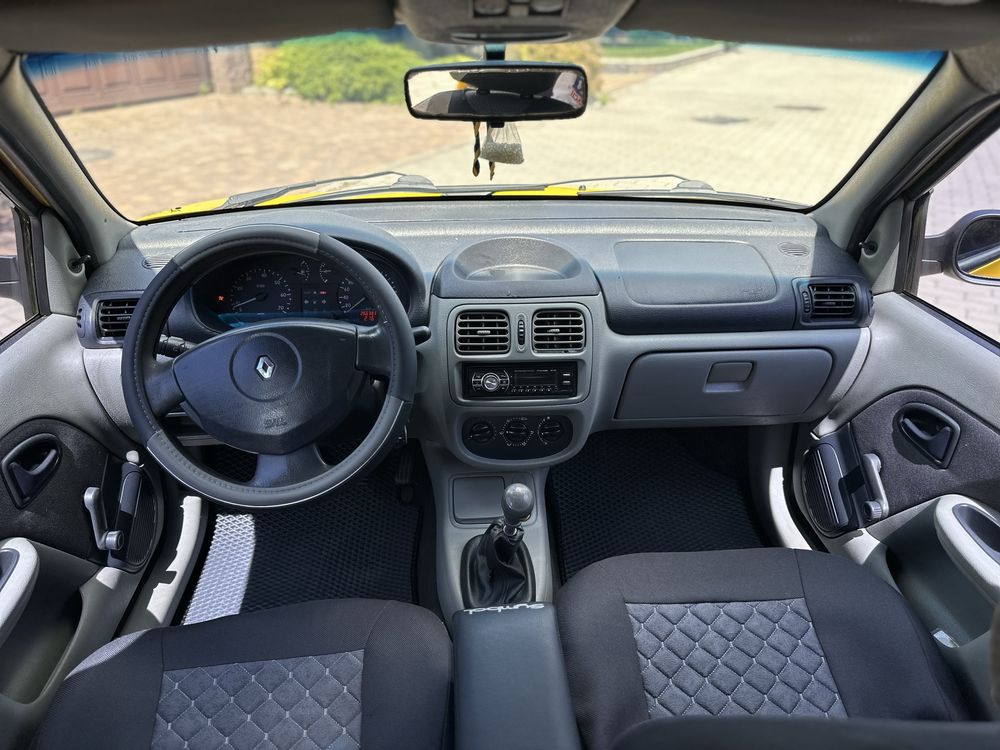 Renault Clio Symbol 2005 року газ/бензин
