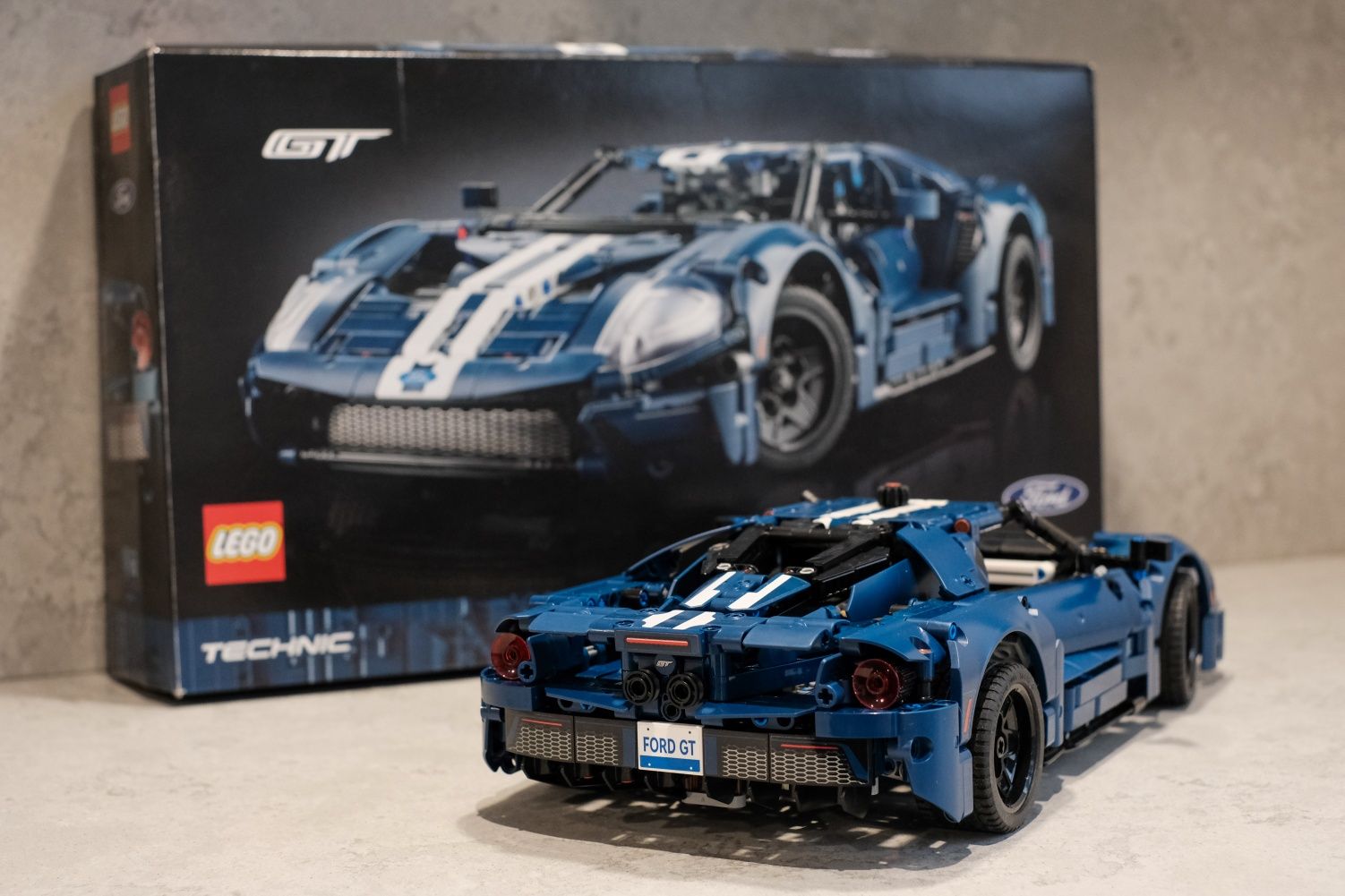 LEGO Technic 42154 Ford GT