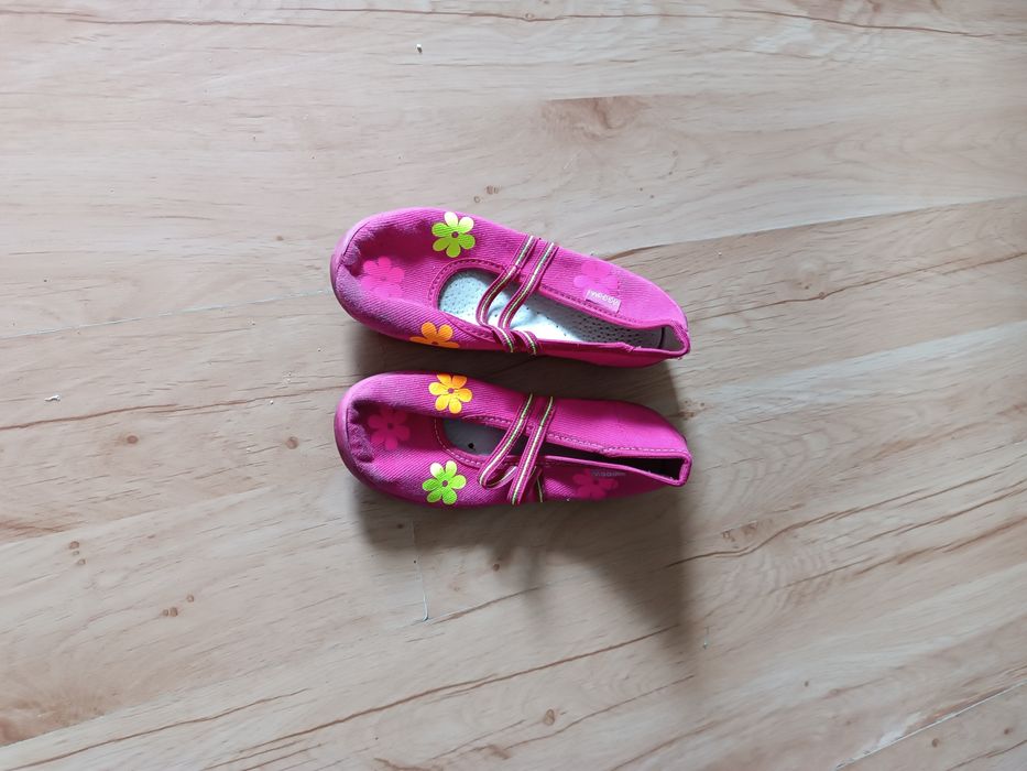 Pantofle dla dziewczynki 32