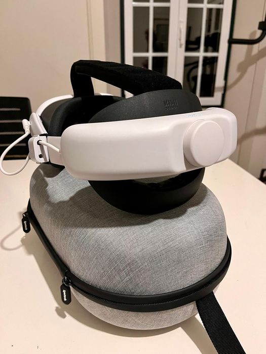 Meta Quest 3 com acessórios