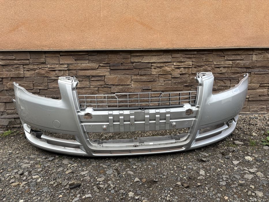 Zderzak przedni przód Audi A4 B7