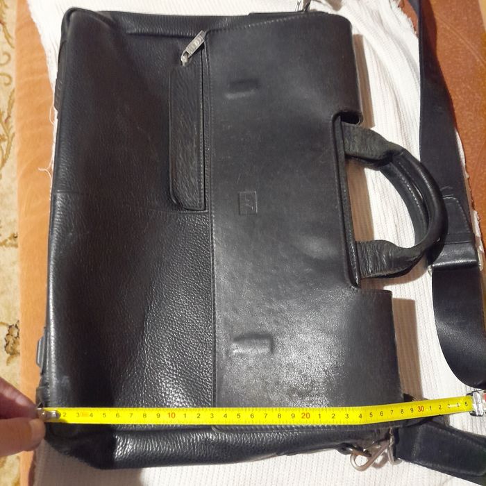Продам муж.портфель/сумку натур кожа.