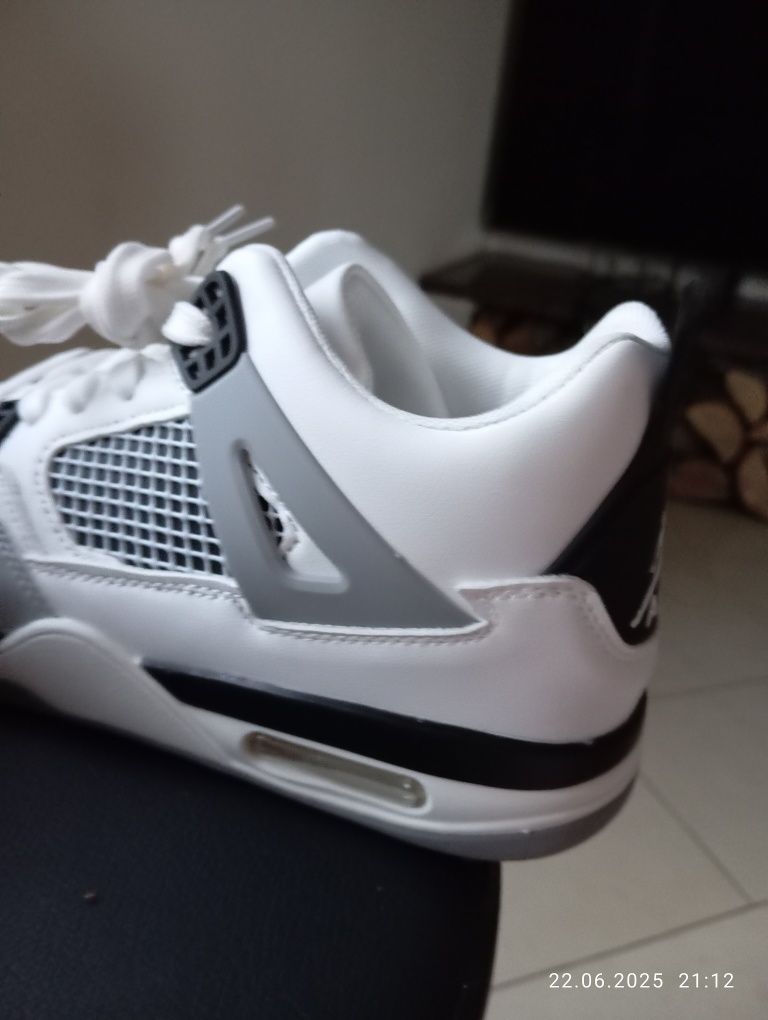 Jordan 4 rozmiar 41