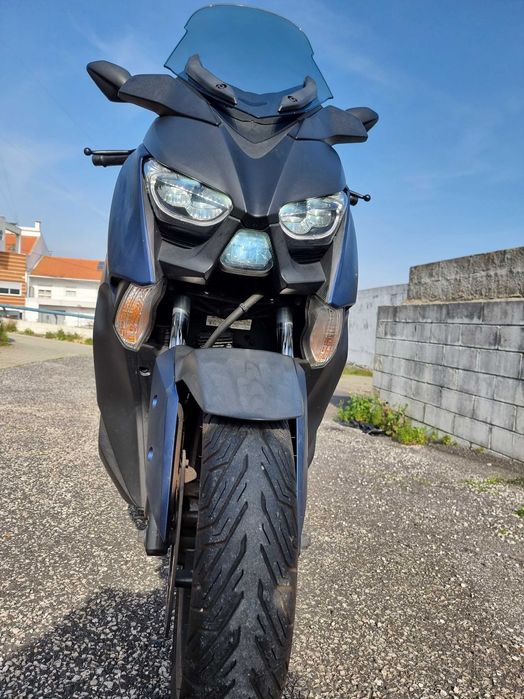 Yamaha X-MAX 300