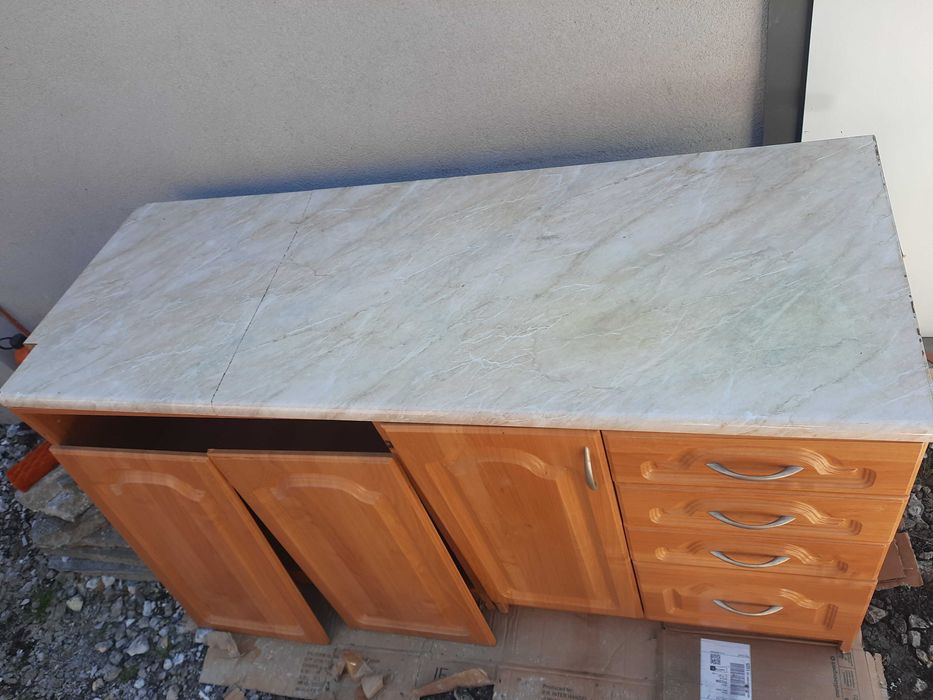 Zestaw kuchenny meble kuchenne 5 x szafki górne 2x dolne + blat + okap