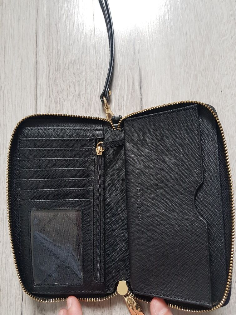 Portfel Michael Kors z uchwytem do ręki
