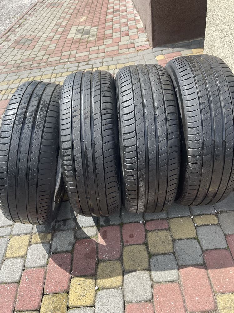 Sprzedam komplet opon uzywanych  215/60R17 Michelin primacy 3