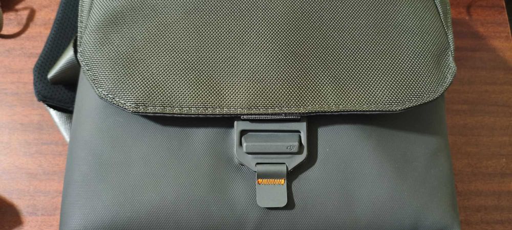 Сіра сумка DJI Mavic 3 Convertible Carrying Bag