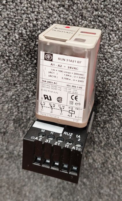 Rele Telemecanique RUN31A21 24VDC