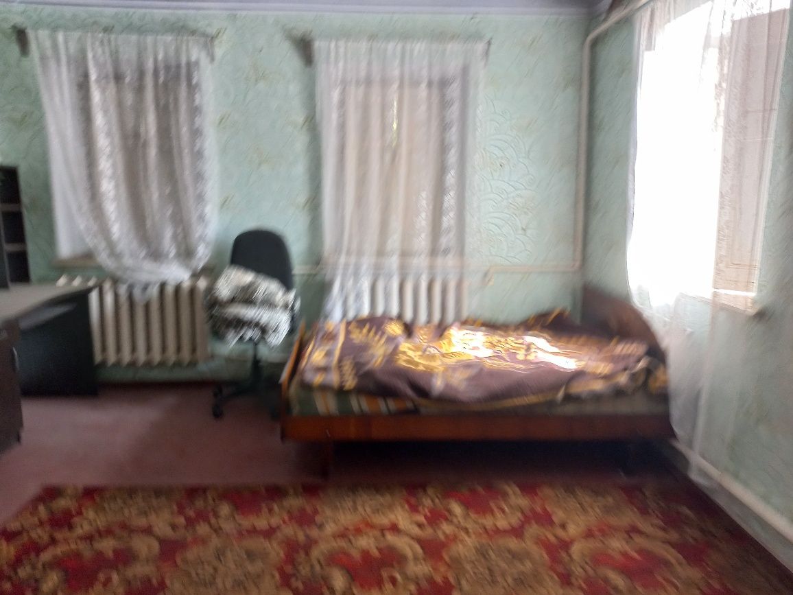 Продаю часть дома по улТеслярской, район парка.  Каменный, . 2жилые ко
