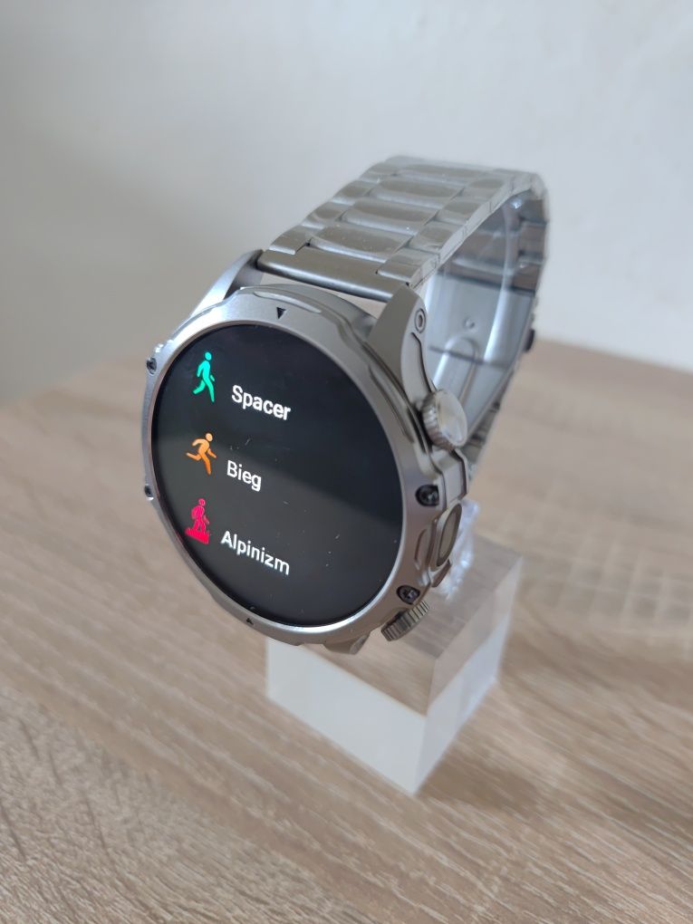 Smartwatch, 1,85" IPS, puls, ciśnienie, bateria 800mAh.