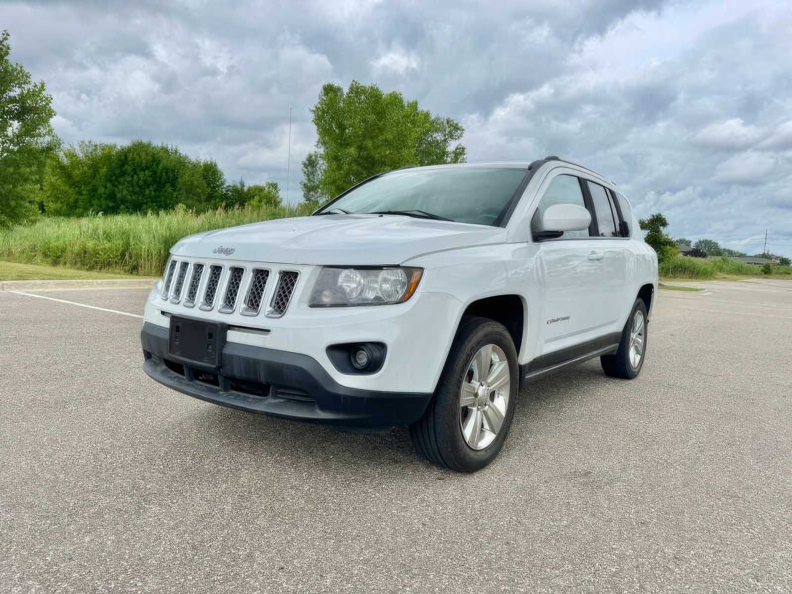 Jeep Compass Latitude      2016